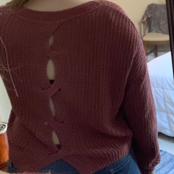 Express Sweater - Picture 6 of 6